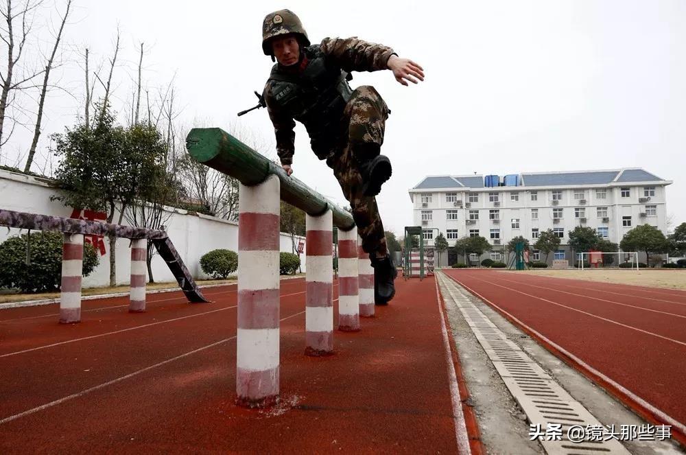 最新軍旅歌曲2016，時(shí)代的旋律與軍人的榮耀