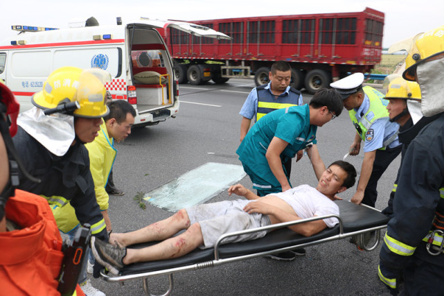 湯陰最新車禍事件深度解析與報道